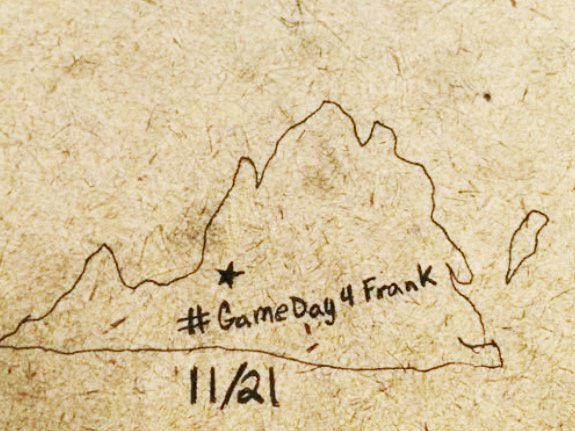 BeLikeM1k3's tweet photo. #GameDay4Frank #hokies #virginiatech ending of an era. Sad to see him go. But time to #startjumping https://t.co/F0rB65tZKh