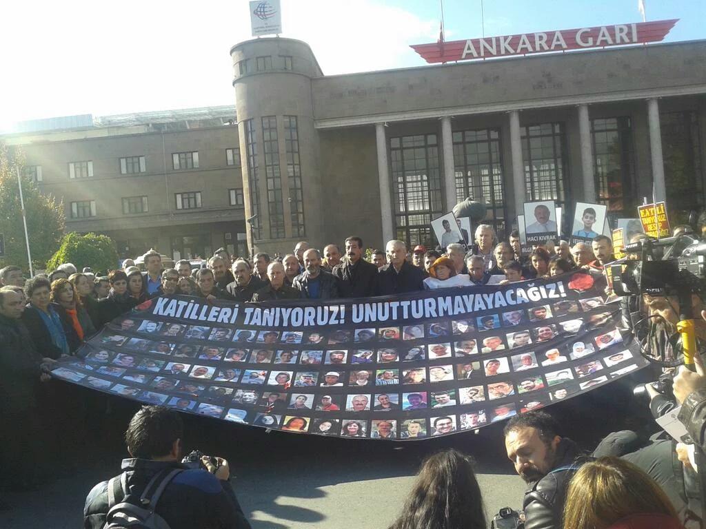 candundaradasi's tweet photo. 1 ay oldu.
Onlara barış sözüm��z var.
Unutmayacağız.
Unutturmayacağız. https://t.co/7CJYTgizUH