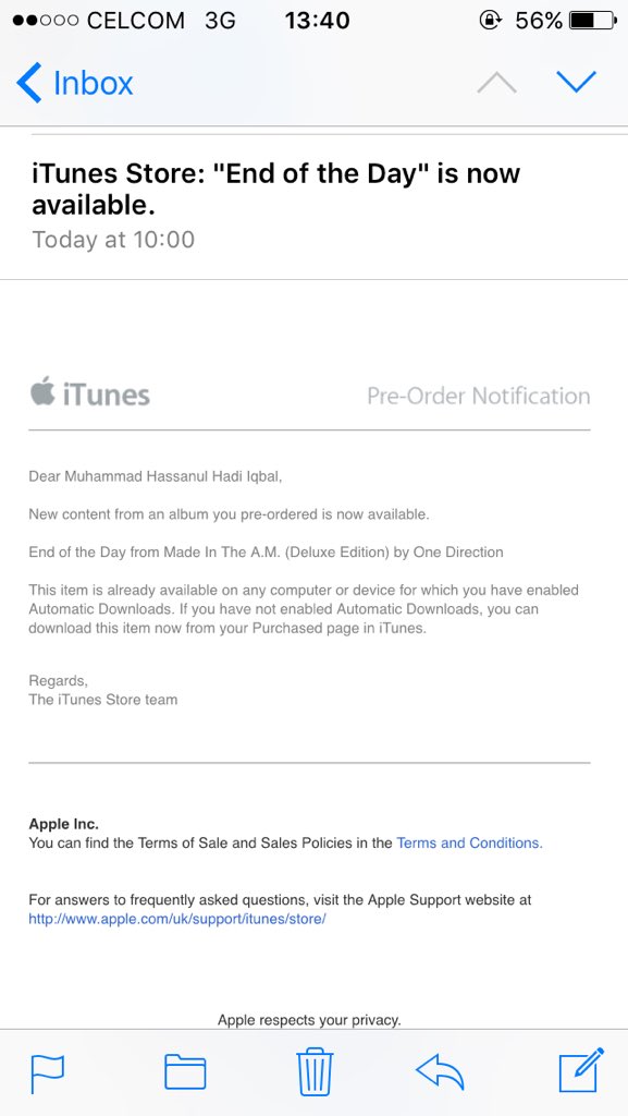 hadiiqbal's tweet photo. Apabila adik saya meminta Apple ID saya. Betuah, pre-order album 1D. #kipidapmysis #lapyu https://t.co/6wiDtULMdU