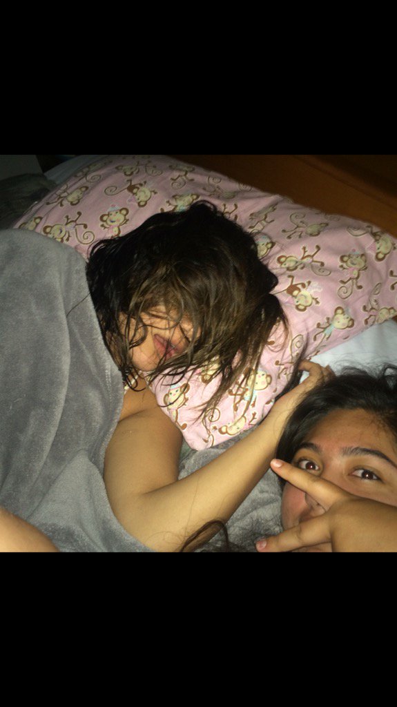 Lizzie_62's tweet image. @julietemmerman @londerswonders @JimenezJesss  #queenjessica #prettywhenasleep #followzmeplz