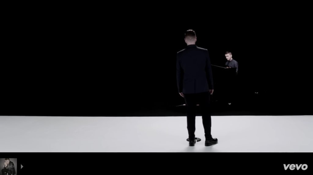 CJayModel's tweet photo. loving this song by 🎼@samsmithworld "Make It To Me".... I'm waiting😇 https://t.co/JCpiaIxMwK