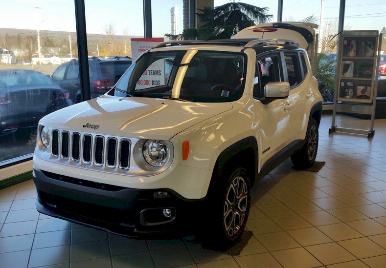 macdchrysler's tweet image. 2015 Jeep Renegade Limited. Just arrived!
