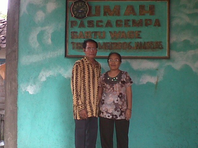 trihando's tweet photo. Bapak tercinta dalam kenangan (3 tahun silam).... https://t.co/3kZJBufCRR