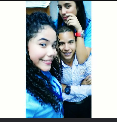Supersonicbboy's tweet photo. Fotoo con mis alumnas de mi seccion guia :D https://t.co/SZSA34QYwZ