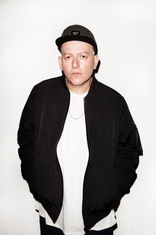 HipHopLifemag's tweet photo. El 20 de noviembre regresa @Capaz_HP más #Superhumano que nunca https://t.co/v1BwmSNF9U @BigHozone @boamusica https://t.co/yDcSGUbIyO