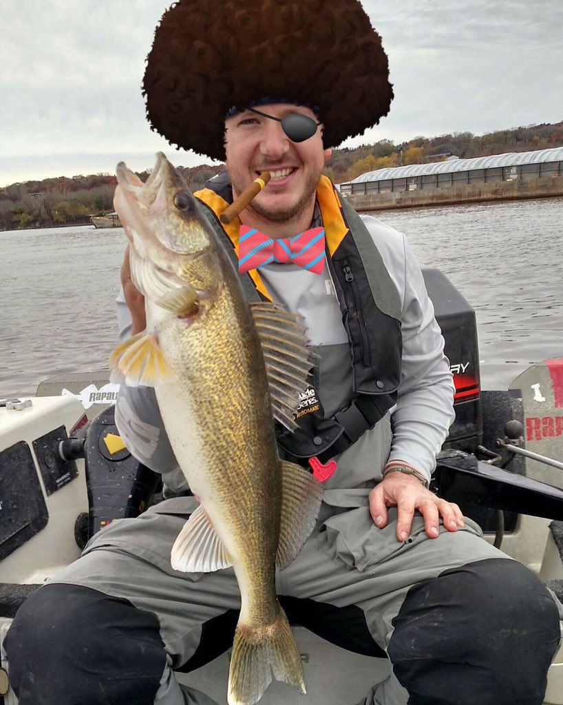 iMNfishing's tweet photo. Walleye fishing this fall has been good with the warm weather but please cool down and bring on the ice!!!! https://t.co/bnQpWMXDa9
