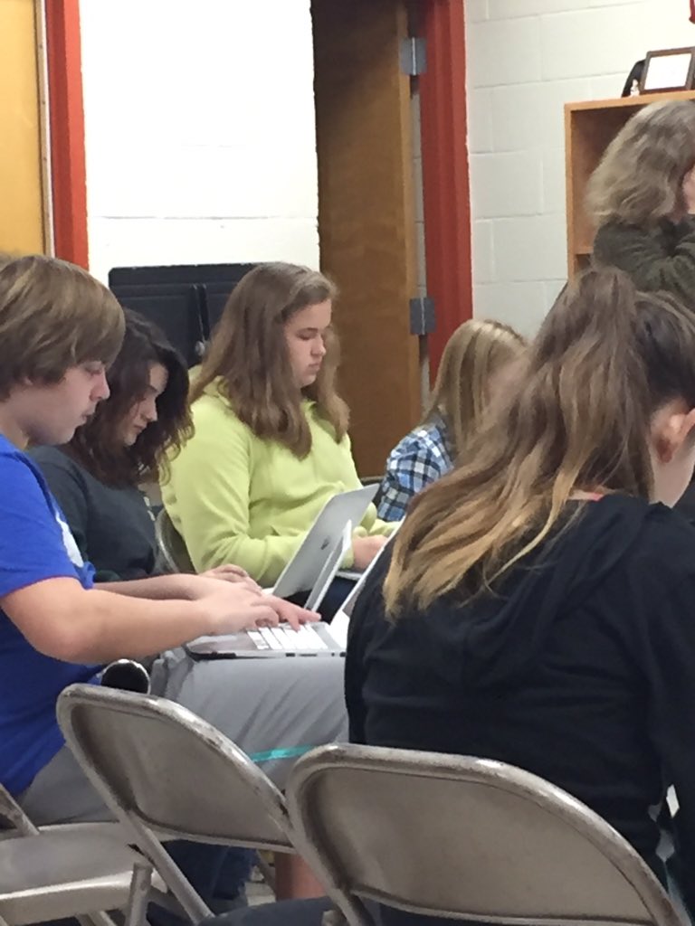 HighfallsEagles's tweet photo. Analyzing/Evaluating Recorded Performance w/Google Classroom=Authentic Assessment =Top Band Ratings@HFEWMEBevers https://t.co/GjgvM7TaF9