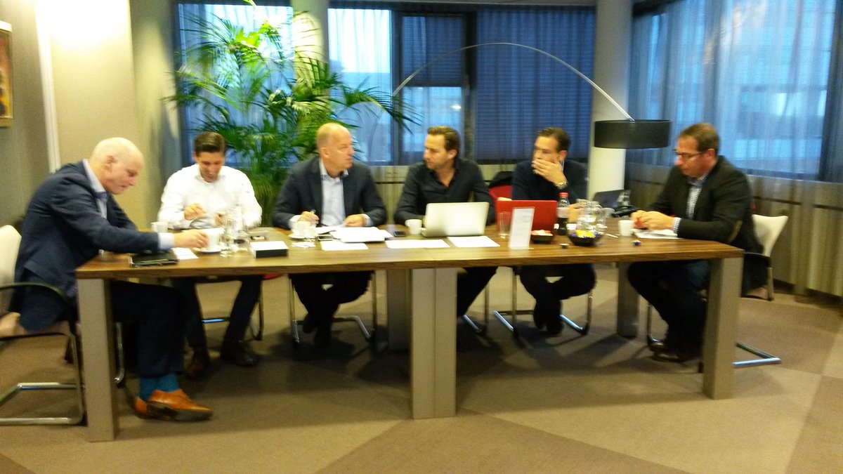 Juryleden Ondernemersprijzen @RegioZwolle in beraad! Pitchdag @BakerTillyBerk > Uitslag tijdens <a href="/RegioZwolleCong/">Regio Zwolle Congres</a>