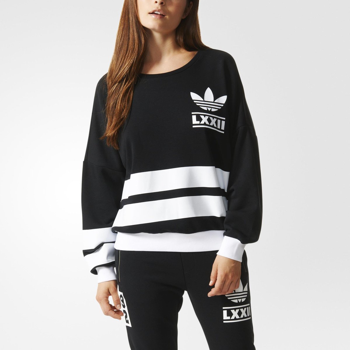 TheChilipepperL's tweet photo. @adidas #adidaslogo #3stripes #fallwinter #forwomen #thechilipepper #bassastore #ReggioCalabria #sportfashionstyle https://t.co/qYxHr7C9Ct