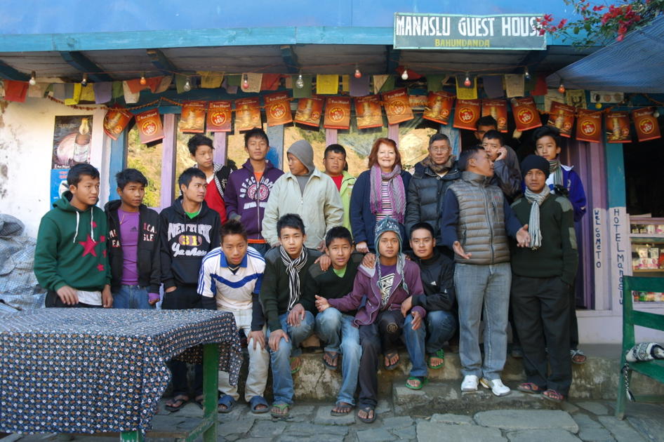 hicapuk's tweet photo. Kids in #Nepal love #football. Will #BeckhamInNepal help us make #football work in the #schools? https://t.co/U4ezasRyQn