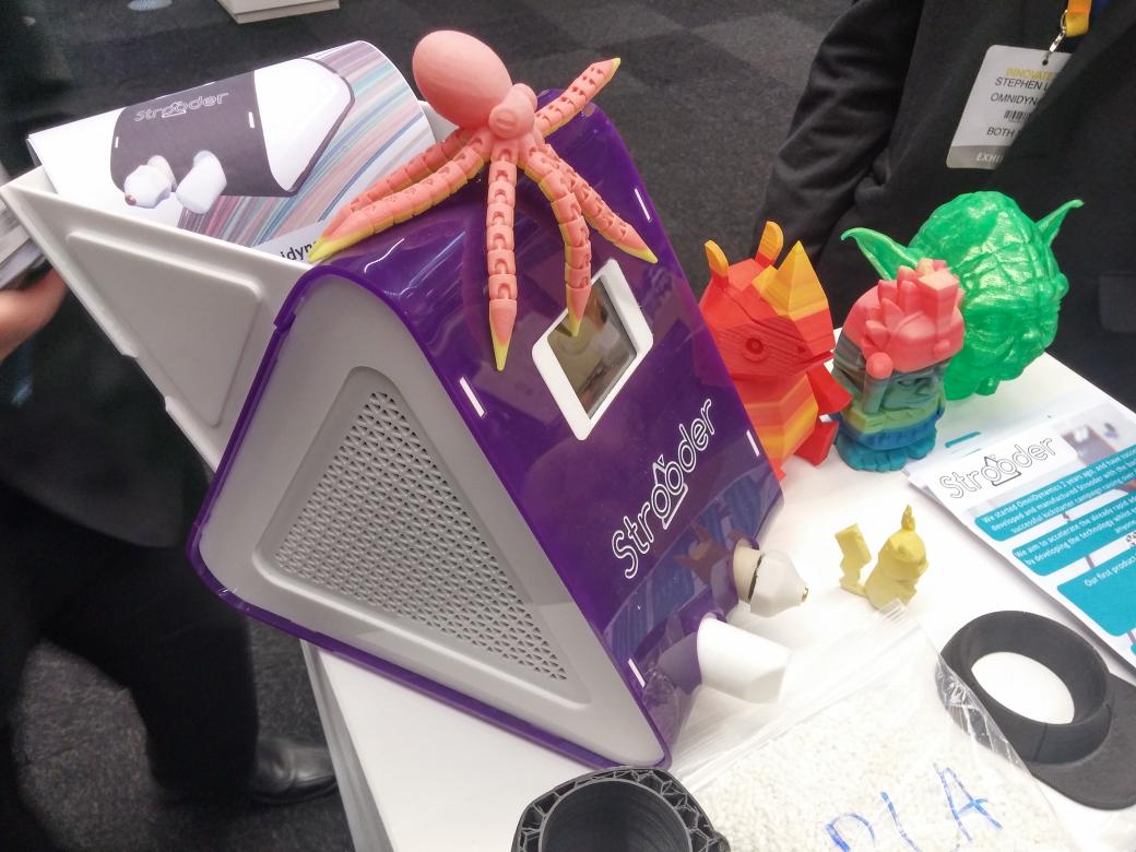 kidesign3d's tweet photo. Wish every school #3drinter had a Strooder which could recycle #kideville houses into new filament @OmniDynamicsLtd https://t.co/AVsPpnlB4Y