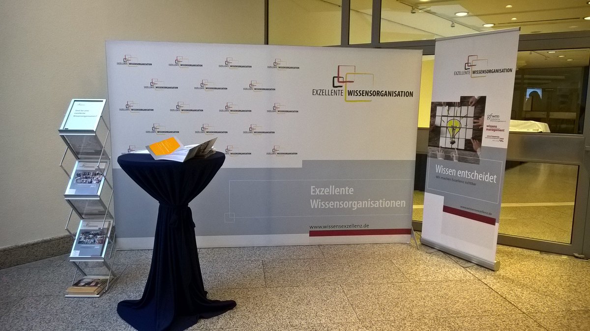 EwoTweet's tweet photo. Es geht los! #ewo2015 bei den #WimaTagen https://t.co/MlZ9Ywnatv