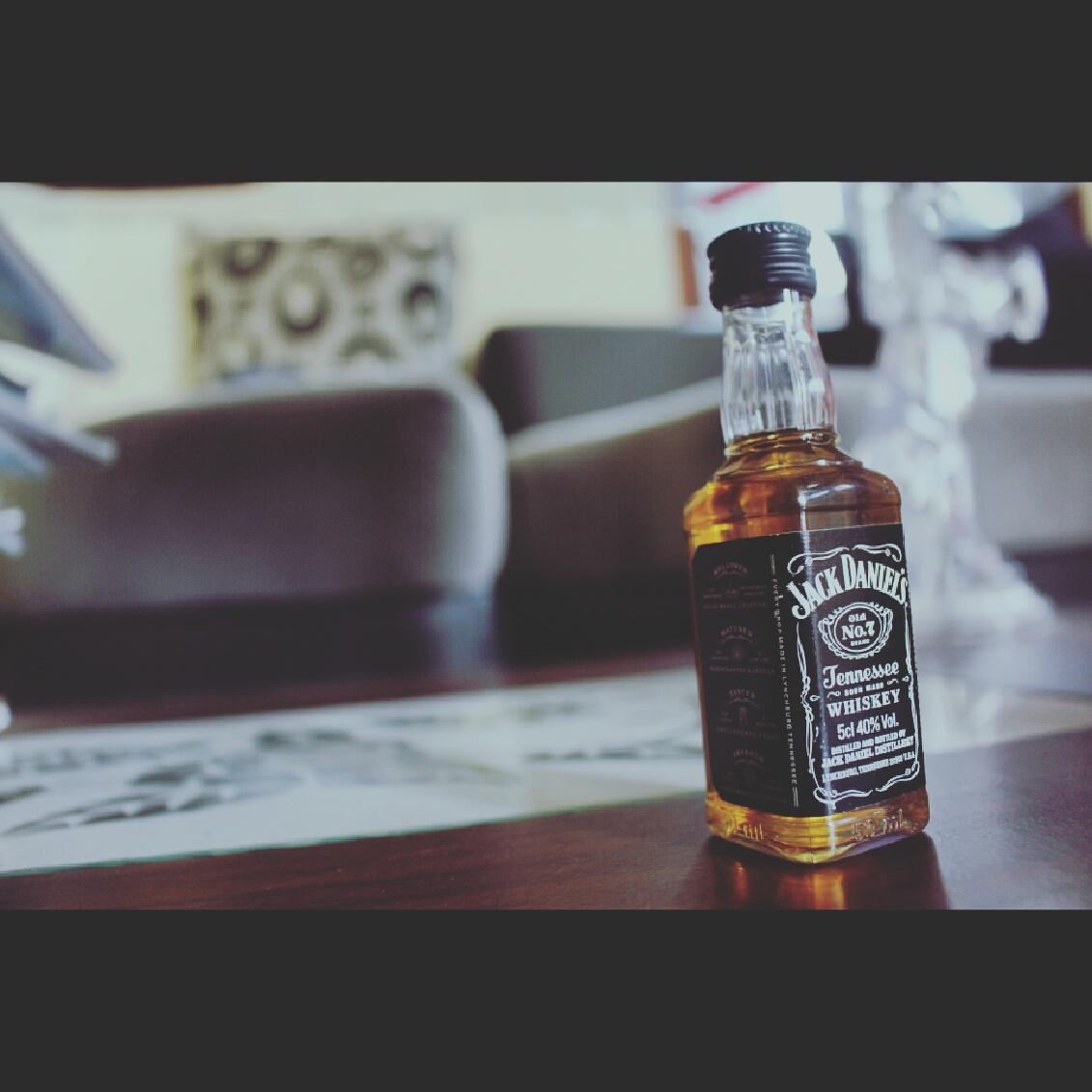 AdheMursal's tweet photo. #jackDaniels #canon #JackDailsBirthday https://t.co/CbfGR8qEGW