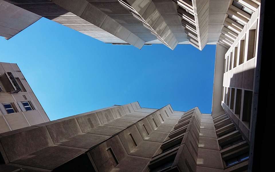 #AthensWalkthrough in Greece Is magazine greece-is.com/athens/follow-… #urbanwalk #athens #graphicdesign #mapping #stoa