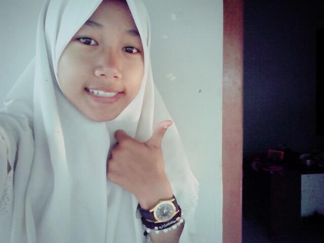 umi_farida67's tweet photo. Mencoba tersenyum sobat,, ;-)
#hatinangis
#takkuat,!! https://t.co/M2u3cBYWi5