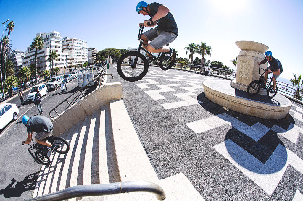 <a href="/StuthewhO/">Great White Shark</a> gap to firecracker shandees - Cape Town
📷: <a href="/eisabakos/">Eisa</a>