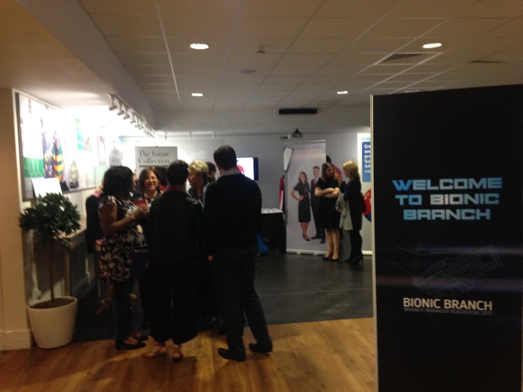 jeffwatson8's tweet photo. The Marketplace is buzzing - 5 minutes to go to start of #BMRoadshow2015 in Towcester https://t.co/3fzyksXLWo