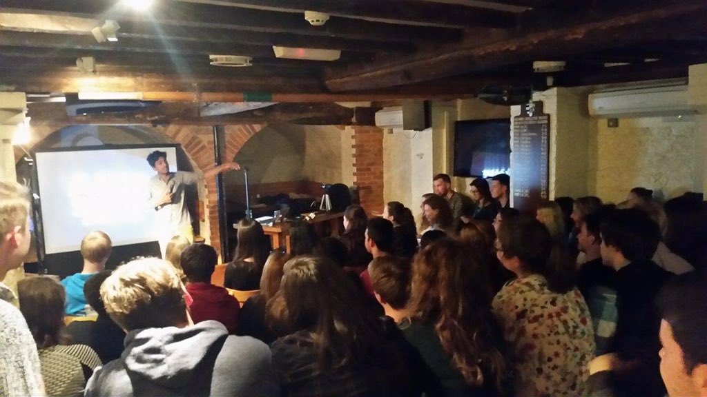 CollegeComedyN's tweet photo. The wicked @AhirShah at Lincoln College Comedy Night! Make sure to catch him on his tour! https://t.co/F06ubg8JRl https://t.co/CGtaSDKXJp