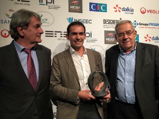 AGILYS_io's tweet photo. Toutes nos félicitations à @Citylog_Lyon , lauréat du prix de l'innovation environnementale 2015 ! #VICI2015 https://t.co/8STMQ5WbP9