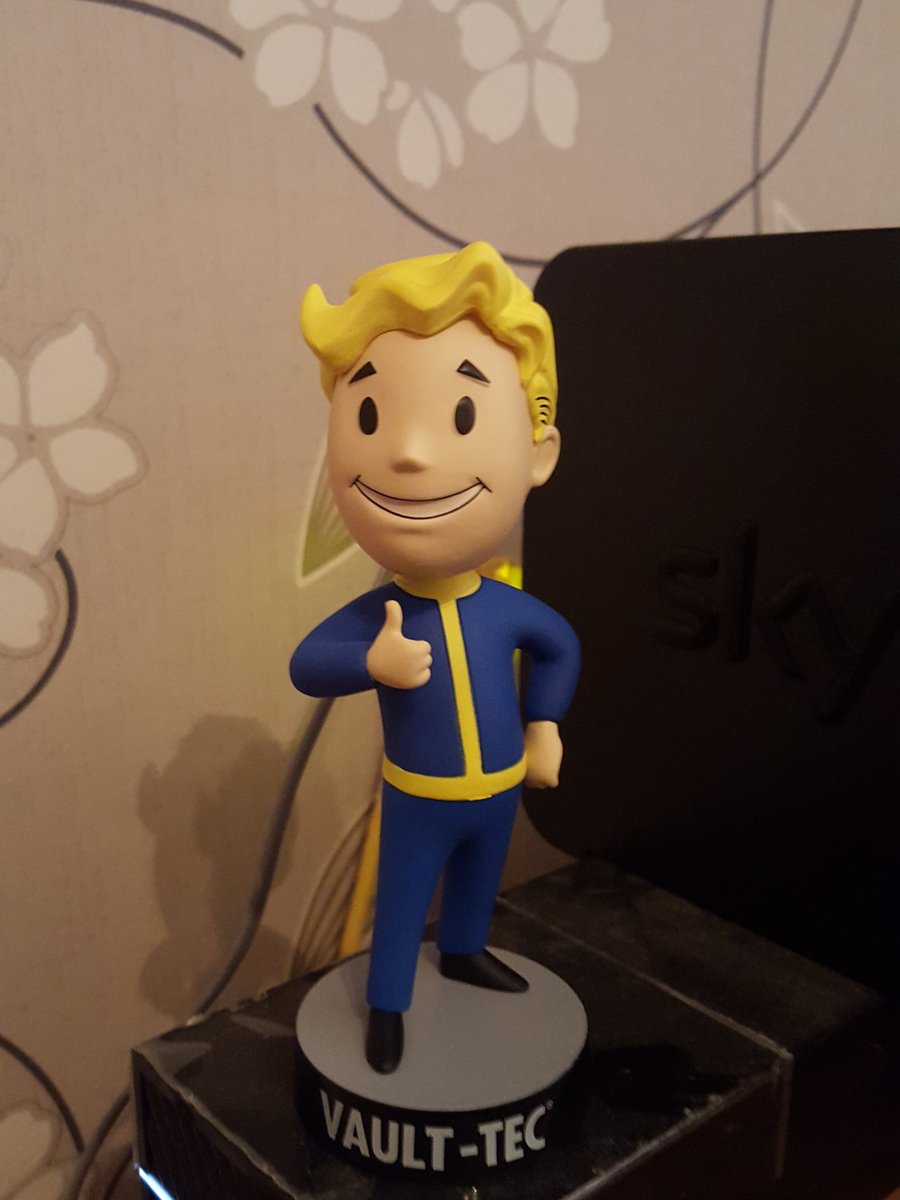 RobinsonMartyn's tweet photo. Thank you @GAMEStaines for sorting out my missing bobble head so efficiency even though the shop was so busy! 👍 https://t.co/LHJ14AWgbT
