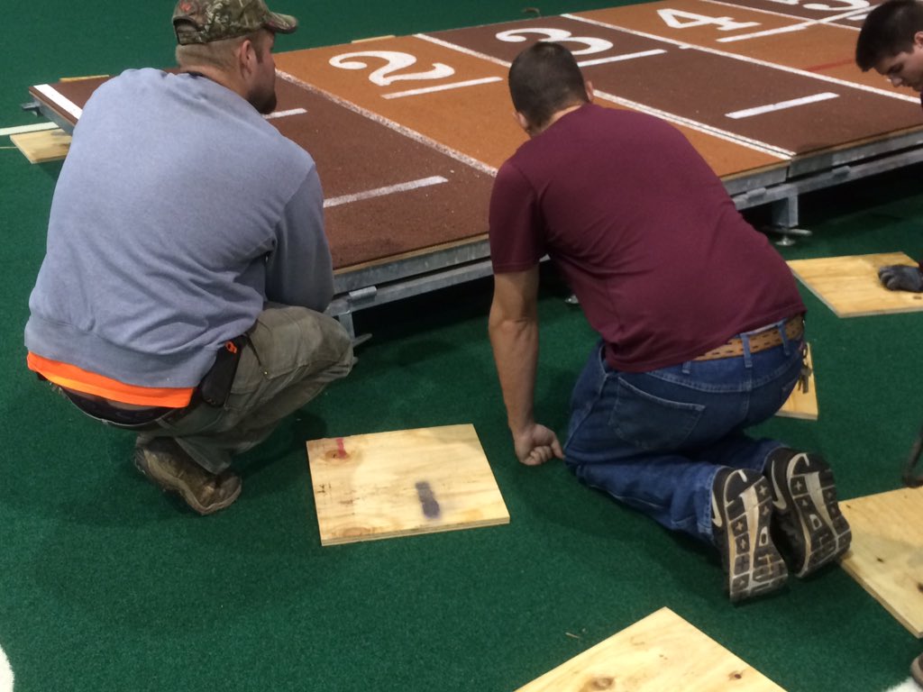 VT_groundscrew's tweet photo. Setting up the track in the Rector Field House. https://t.co/kQppJuF6K6