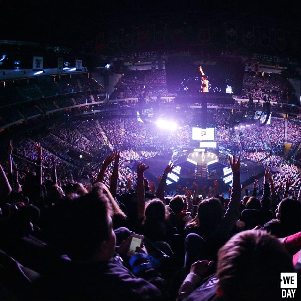 CdnTireCtr's tweet photo. Today's event will be co-hosted by @liztrinnear, who will join #WEDay co-founders Marc and @craigkielburger! https://t.co/0WgCzIMtud