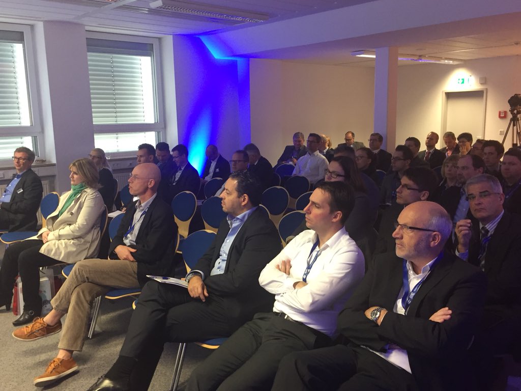 Gizmo4711's tweet photo. Klasse Vortrag von Sebastian Jakob auf dem #BARC_Congress zum Thema Lead the Change. @BARC_Research https://t.co/oLZ0ylQbzg