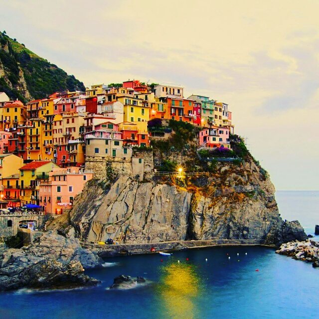 karoline_ross's tweet photo. Cinque terre boasts some of the most dramatic coastal scenery on the planet, made up of five fishing villages locat… https://t.co/dRIb4FnDub