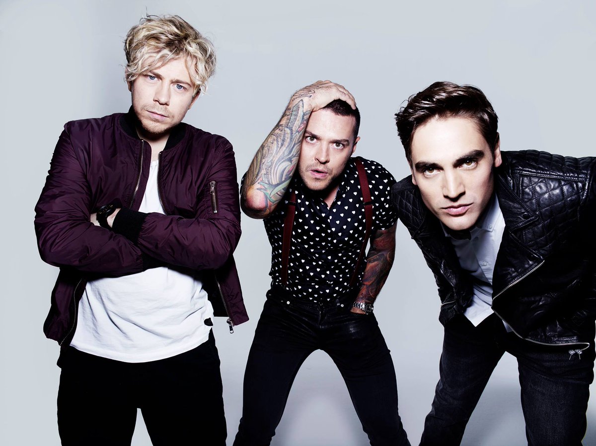 Busted's tweet photo. BUSTED 2015
Shot by @rankinphoto for @HungerMagazine https://t.co/ePNXJXS9Zb