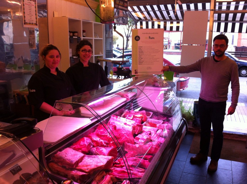 Aún no conoces la tienda De Raza de <a href="/GanadodeAnievas/">Ganado de Anievas</a> ??? Prueba sus hamburguesas #Gourmet de ternera Tudanca