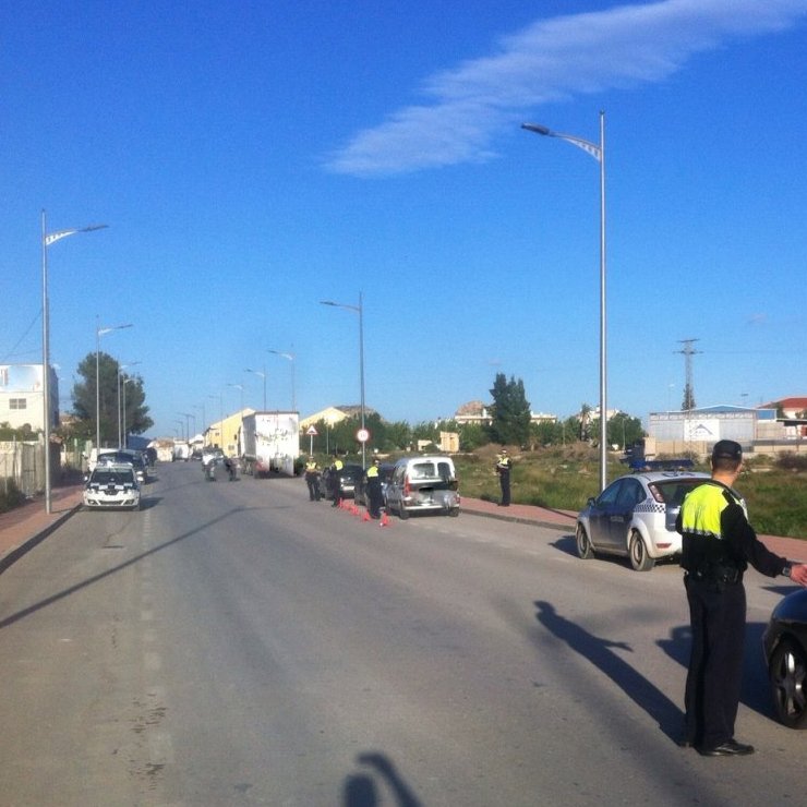 AytoArchena's tweet photo. Magnífica actuación #PolicíaLocal #Archena: detienen a conductor que daba 5 veces más la tasa permitida de alcohol https://t.co/pGCwuFlPkS