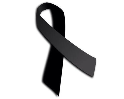 MovEsqSAB's tweet photo. El nostre condol a la família y amics del jove assassinat ahir al #BESOS. El suport als veïns. #CondemnemlaVIOLENCIA https://t.co/A5dAilk8S9