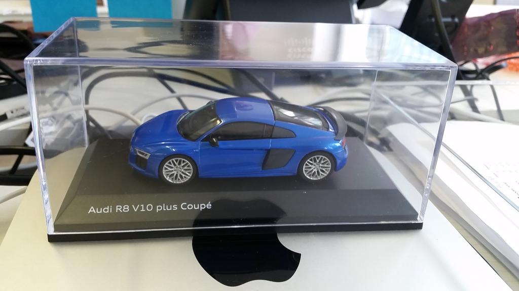 DaveButler01's tweet image. One of first to buy the new R8 #Audi