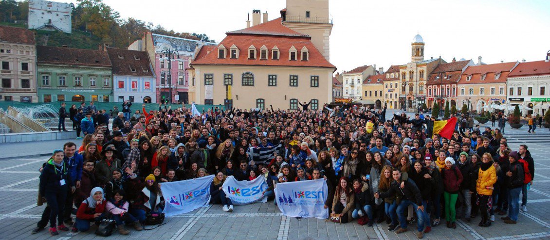 intertweetters's tweet photo. "#Halloween in #Transylvania" @ESNRomania https://t.co/8KVyCDjCCM #HiT2015 #erasmusromania #ESNtrip #Intertwine https://t.co/5hv5NVmE62
