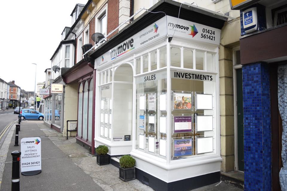 MyMove4U's tweet photo. Strange to think that it's been almost a week since we opened our branch! Time flies. #thinkdifferent #thinkmymove https://t.co/34aRNpH0MX