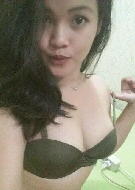 Cewek Eksotis tweet media