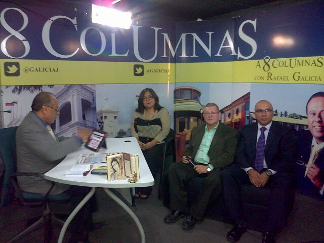 PalmarMaria's tweet photo. Candidatos #Caproluz Lista 1, en el Programa A 8 Columnas con Rafael Galicia @luisharaujo @somoscaproluz #Maracaibo https://t.co/SmduBkGeUq