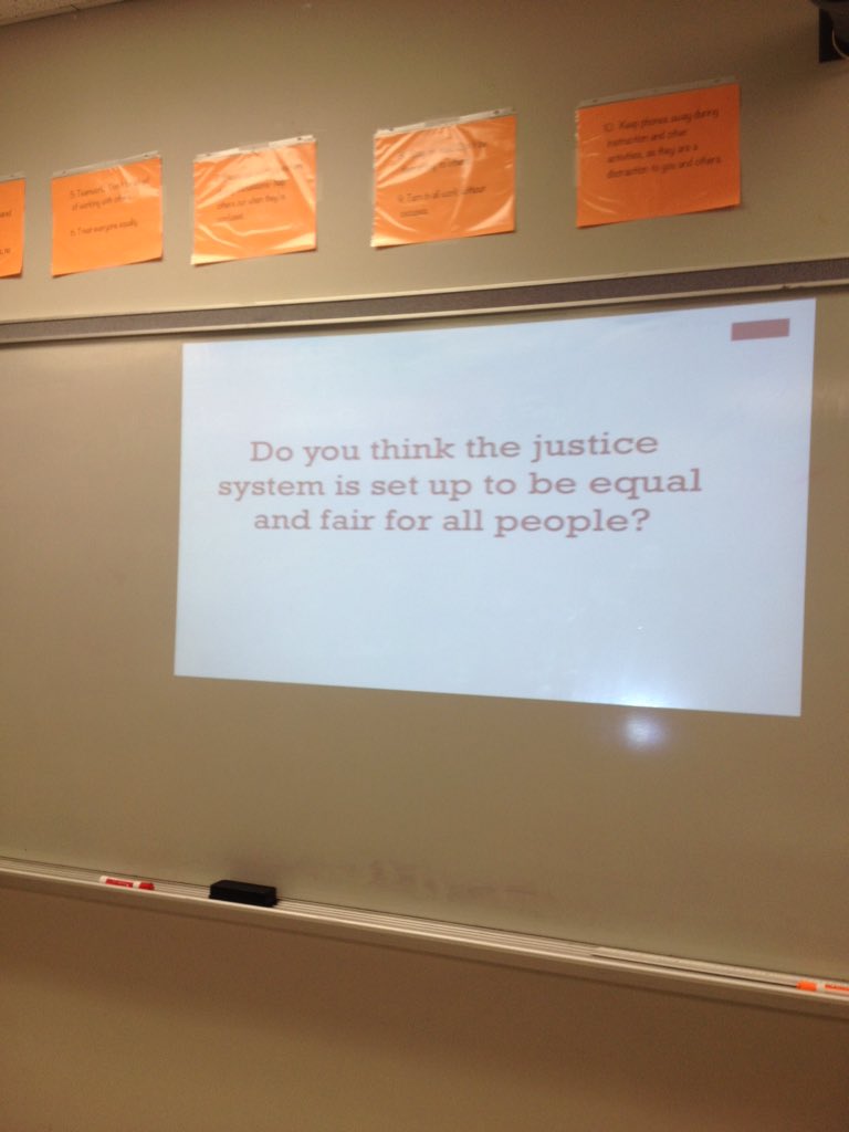 RaGantt's tweet image. Hanging out with Forensic Scientists today! #realworld #collaborativediscussion #ScienceLITERACY #interdisciplinary