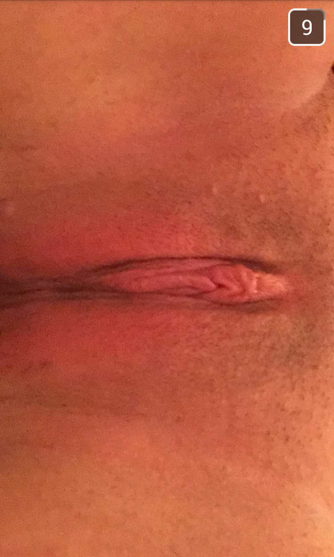 Ash01real's tweet photo. Même pas encore toucher 💦💦 15 Rt et j'y touche 💦💦 https://t.co/4hUm6J2vAJ