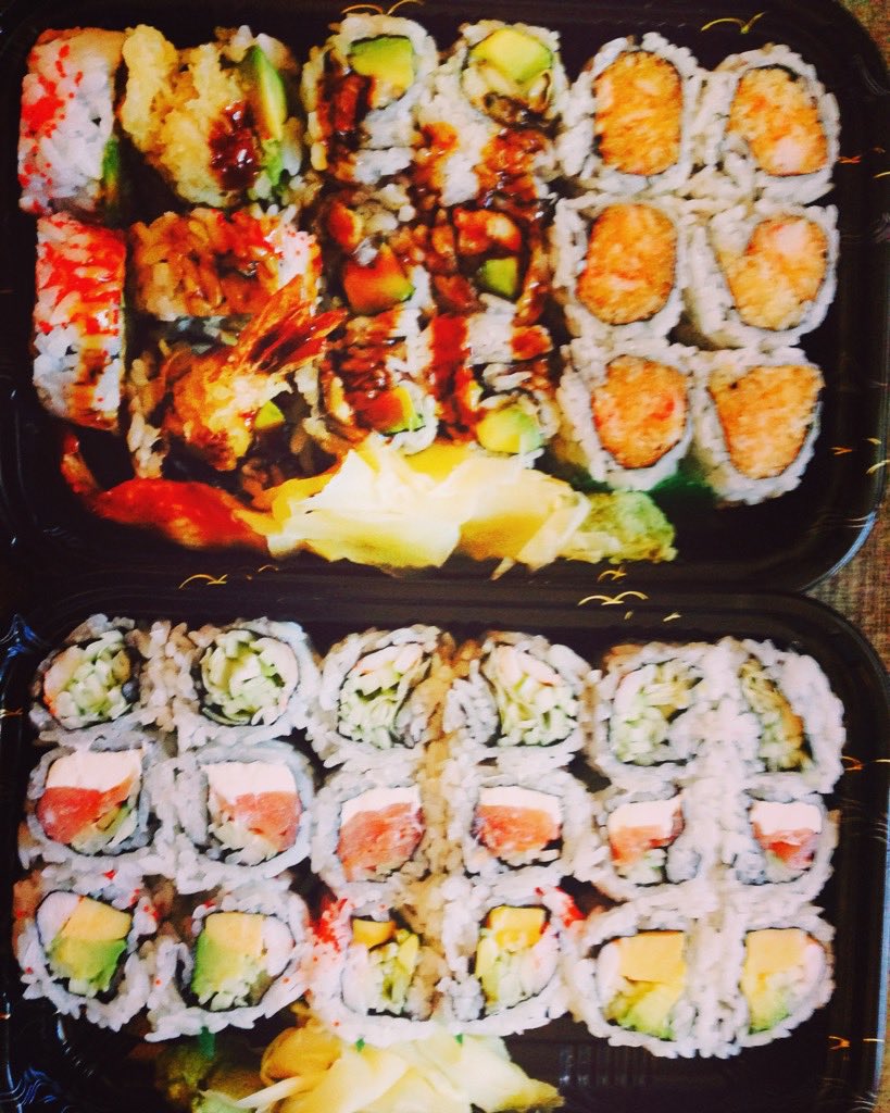 TryBlueRaspbery's tweet photo. When that hotline bling, means yum thing!! #yestodelivery https://t.co/LUItu9pqeB