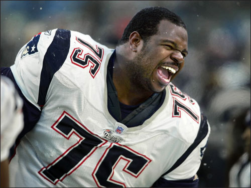 Patriots1775's tweet photo. when @LoyalistYoHolla can't handle us anymore &amp; sue for peace... #weak #weightroom #gates5 https://t.co/6GiP9SIM8i
