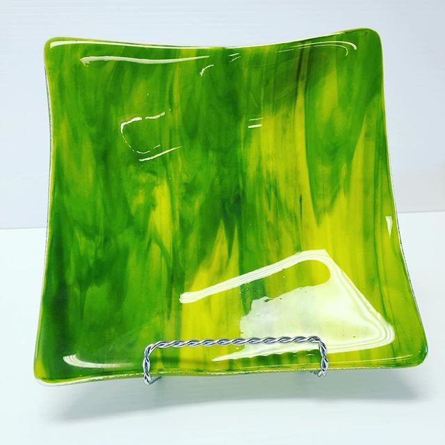 BrownMacGlass1's tweet photo. some of our custom kiln creations https://t.co/ICzG51d3tA