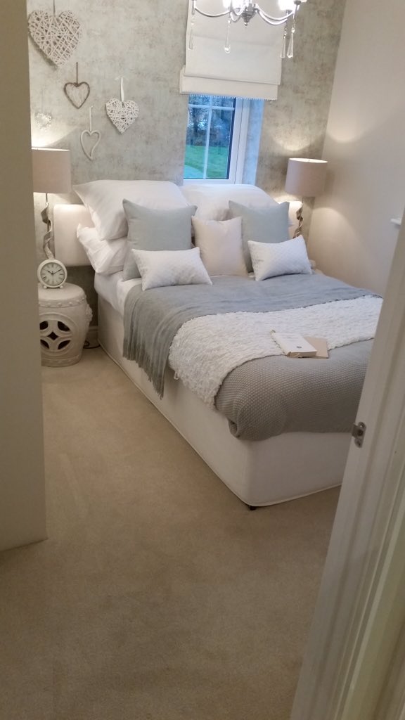 ourowndesigns's tweet photo. Show home completed with @CormarCarpets by @Installerbyron @installersteve2 https://t.co/W4OPaMkYvW