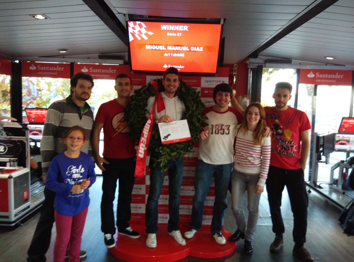 MiguelMLondon's tweet photo. Gracias @SUmotorhome! Ganador por partida doble! #RedBoxBadajoz. https://t.co/PnWaVUE1au
