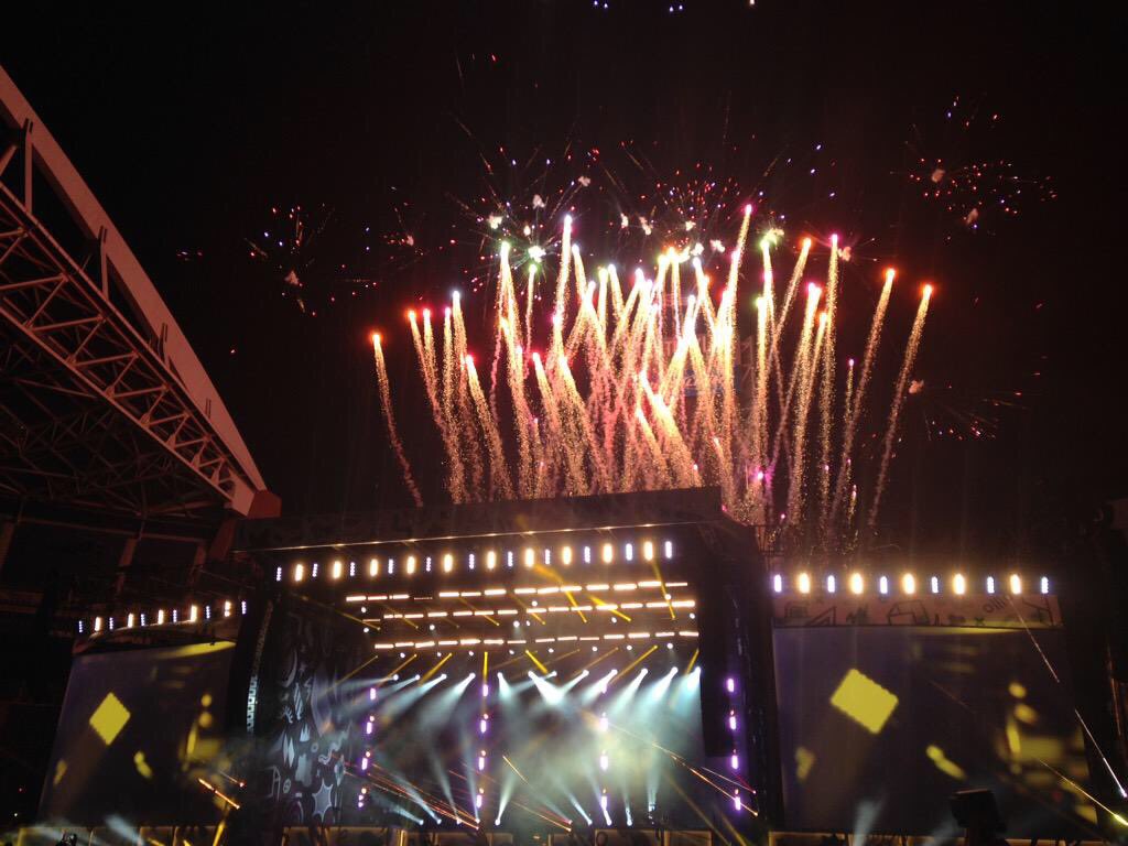 njallsus's tweet image. "unexplainable love that only we could understand" 

#LoveYouGoodbye