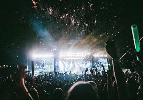 njallsus's tweet image. "unexplainable love that only we could understand" 

#LoveYouGoodbye