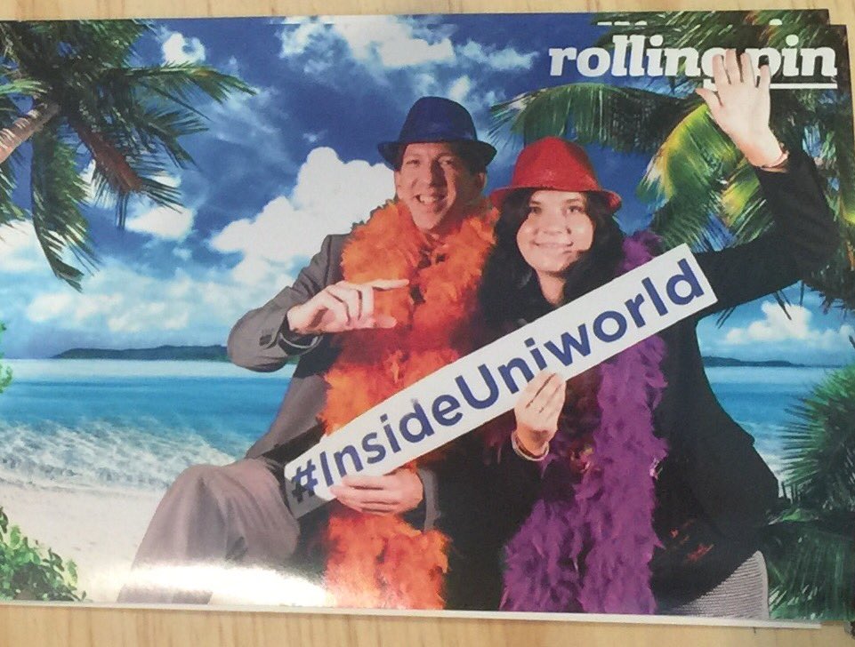 andreas_kitz's tweet photo. @DerROLLINGPIN After a cool day @ #karrierelounge #InsideUniworld Team is going to the beach https://t.co/UJ4vzmYbL4