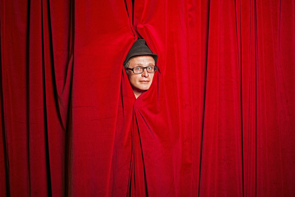 PSComedyUK's tweet photo. .@SIMONMUNNERY &amp; @kylekinane both comedy picks of the week for Manchester in @mcrwire. https://t.co/M9RnSxlhwd https://t.co/nCw9UA8o57