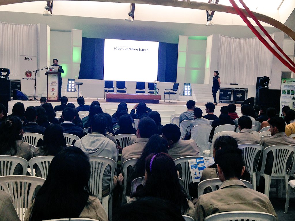 prendho's tweet photo. Se realiza lanzamiento reto de emprendimiento "Challenge Loja 2015" por parte de equipo #prendho #LojaInnova https://t.co/snSmYf2hQf