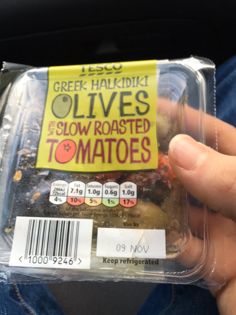diko1001's tweet photo. @Tesco just realized I bought olives that are out of date from one of your stores https://t.co/ngA2MMyuah